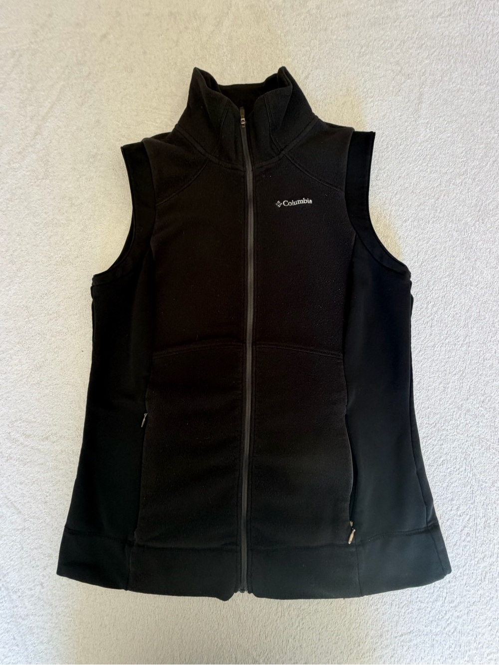 Columbia Women's Black Sleeveless Fleece Vest - Full Zip